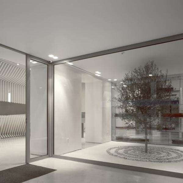 Lobby design for a shipping company