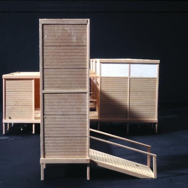 Ephemeral structures